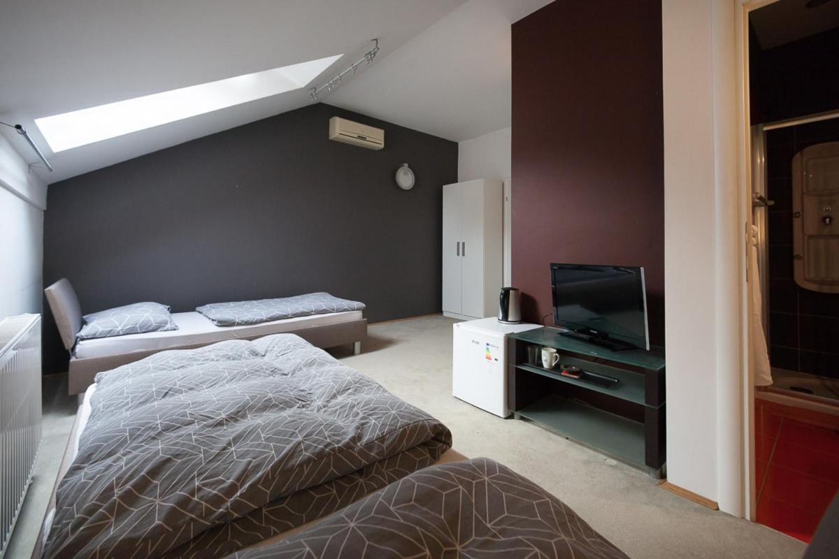 Centar W Hotell Osijek Eksteriør bilde