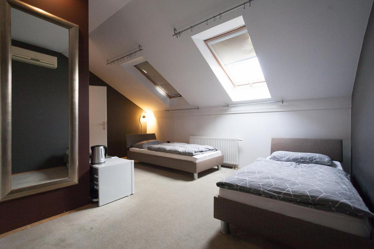 Centar W Hotell Osijek Eksteriør bilde